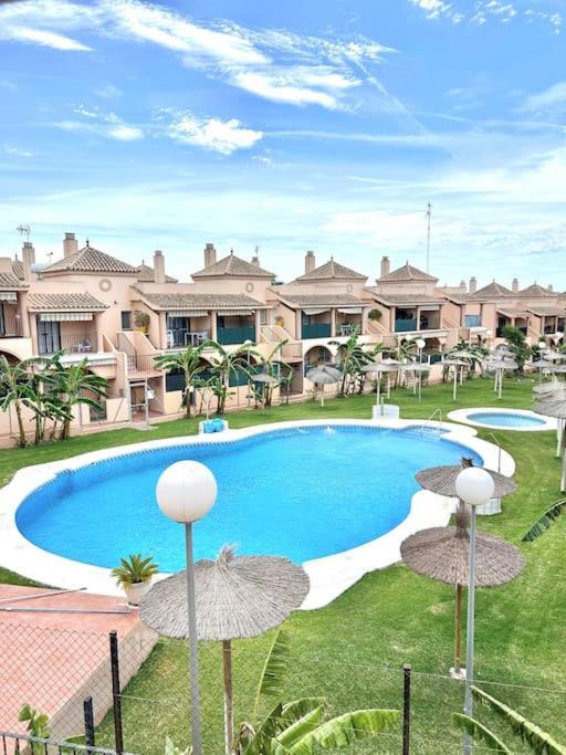 Apartamento Unifamiliar Chiclana, La Barrosa Chiclana de la Frontera Exterior foto